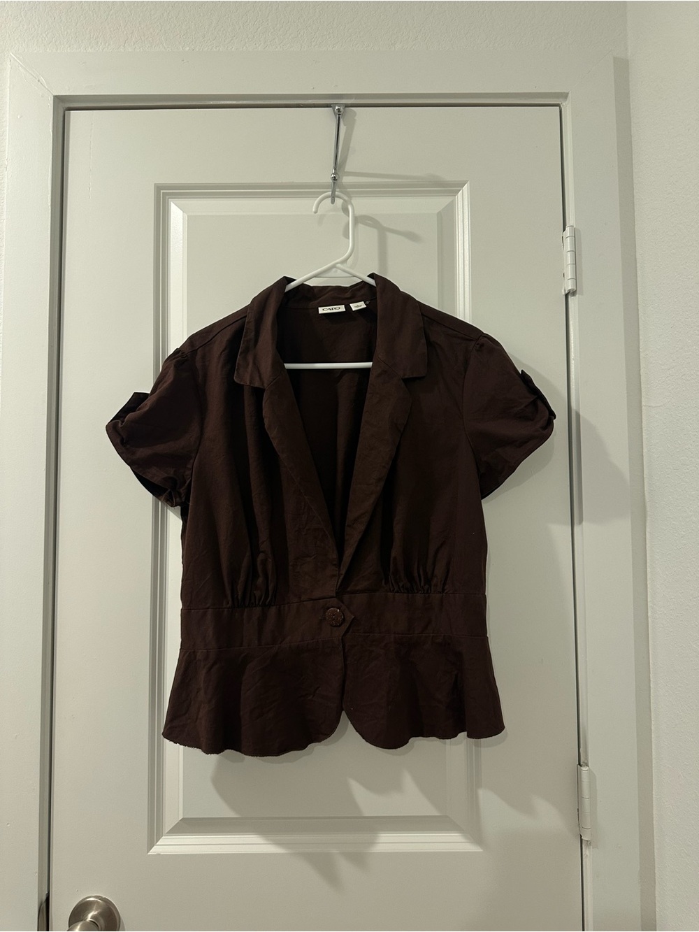 Cato Brown Short-Sleeve Button-Front Blazer Top